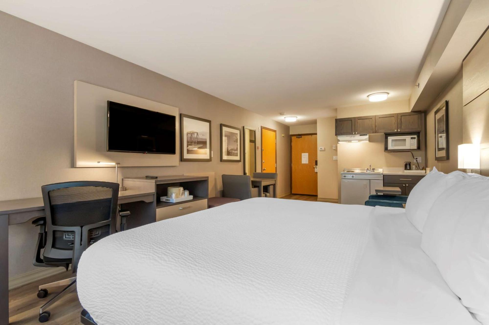 Best Western Premier Aberdeen Kamloops Exterior photo