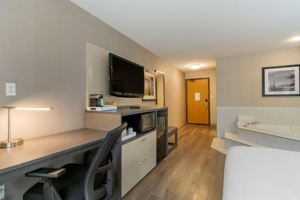 Best Western Premier Aberdeen Kamloops Exterior photo